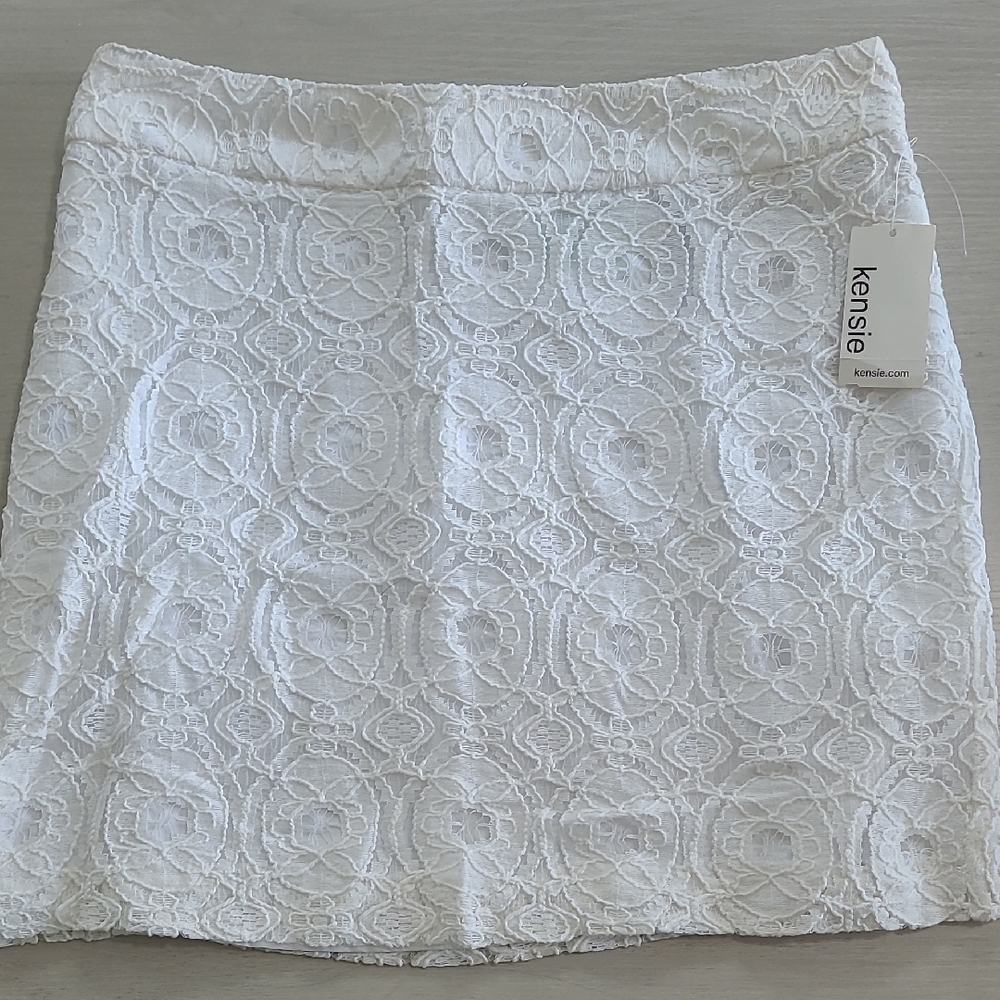 Kensie White Lace Skirt